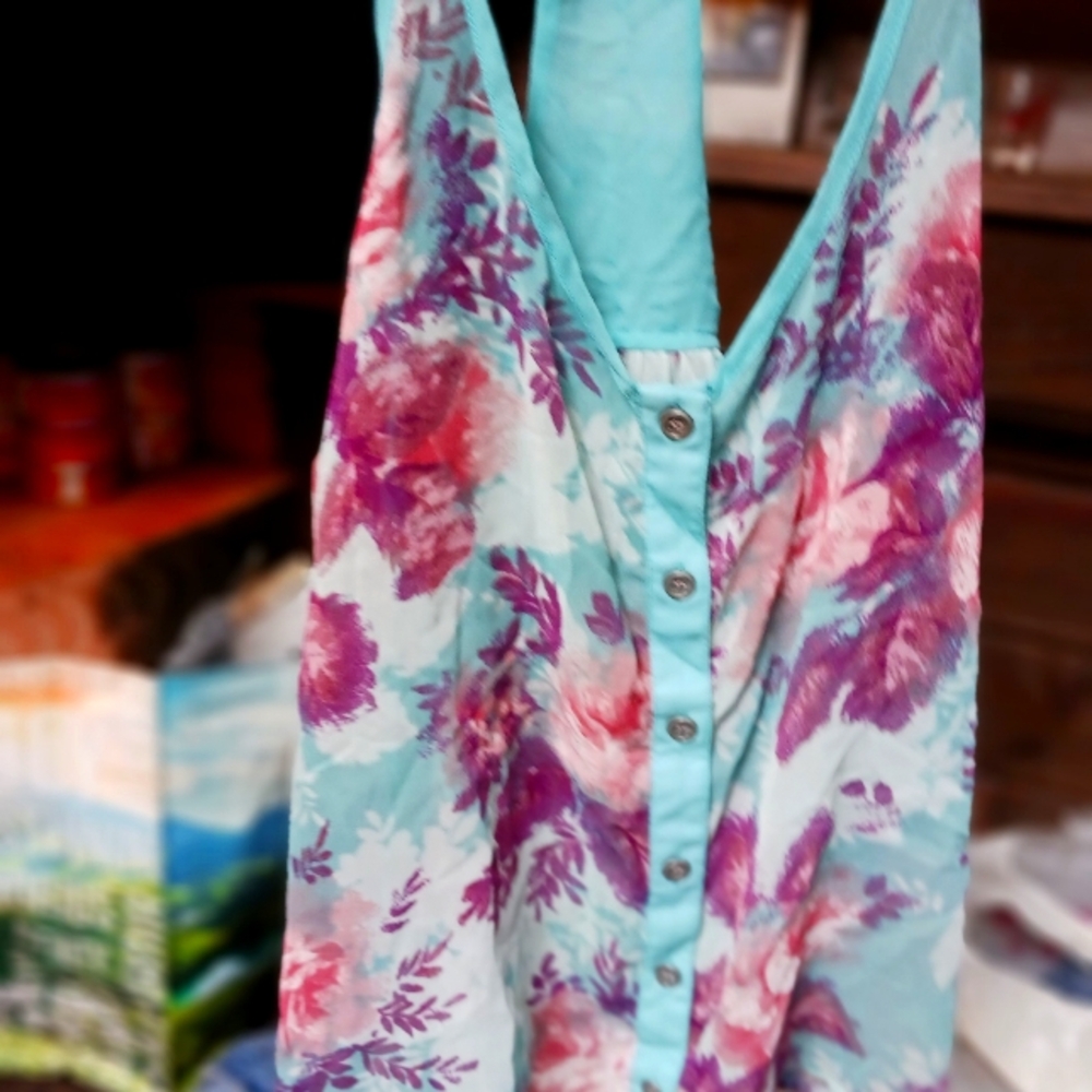 Summer top.